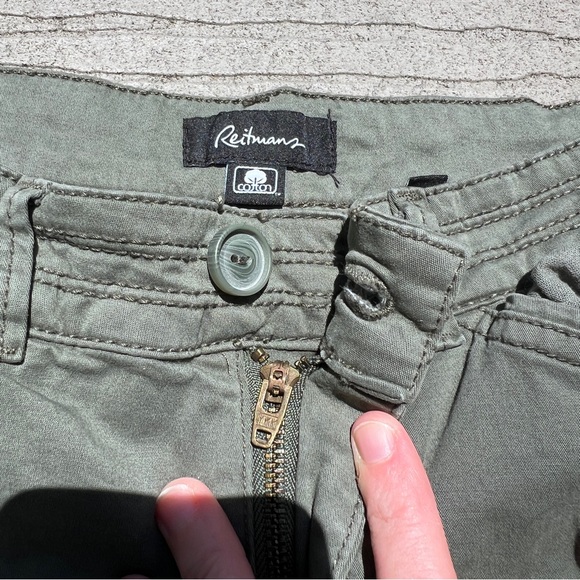 Reitmans: Petite Green Trouser/Utility Pants. Women’s Size 6. - Picture 7 of 12